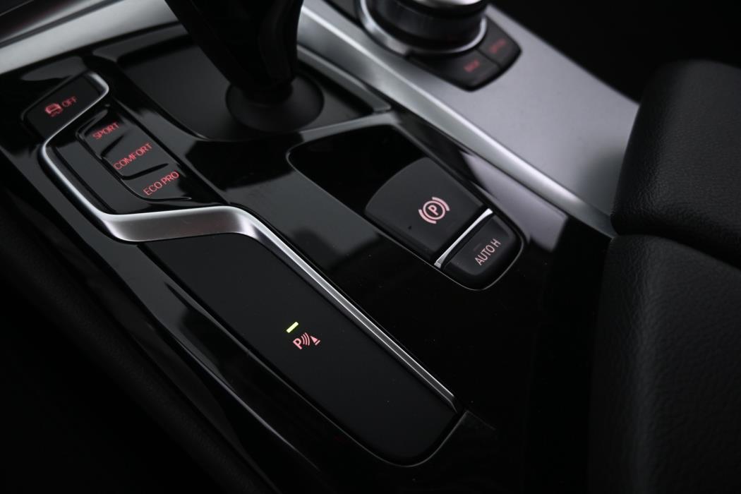 BMW 520 2018