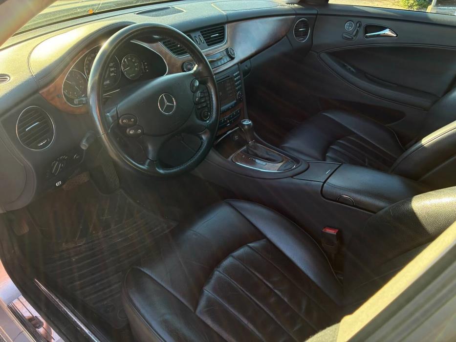 MERCEDES-BENZ CLS 2005