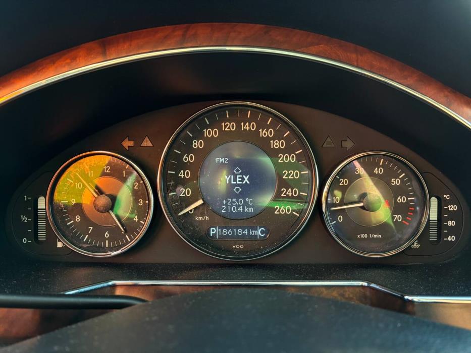 MERCEDES-BENZ CLS 2005