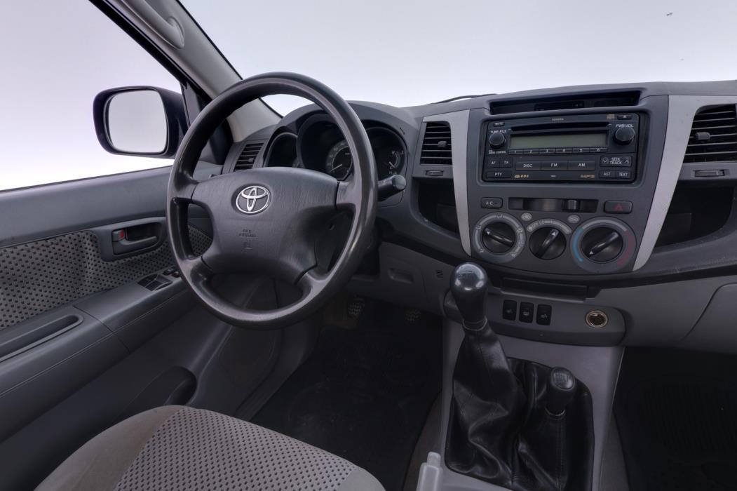 TOYOTA Hilux 2008