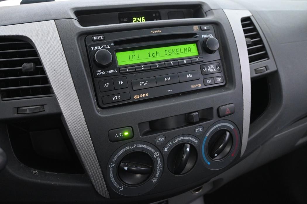 TOYOTA Hilux 2008