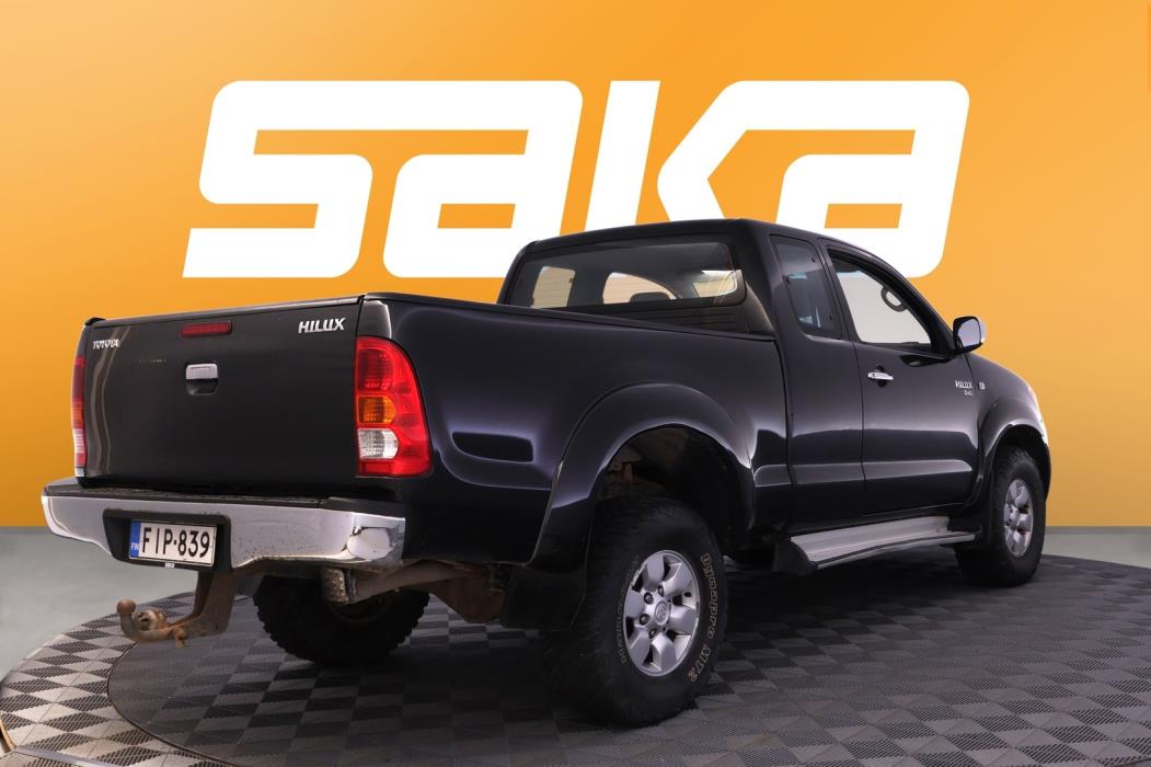 TOYOTA Hilux 2008