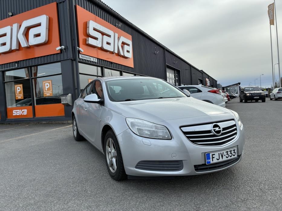 OPEL Insignia 2011