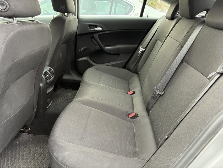 OPEL Insignia 2011