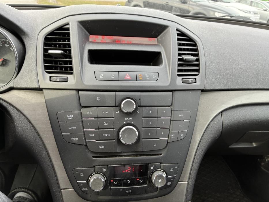 OPEL Insignia 2011