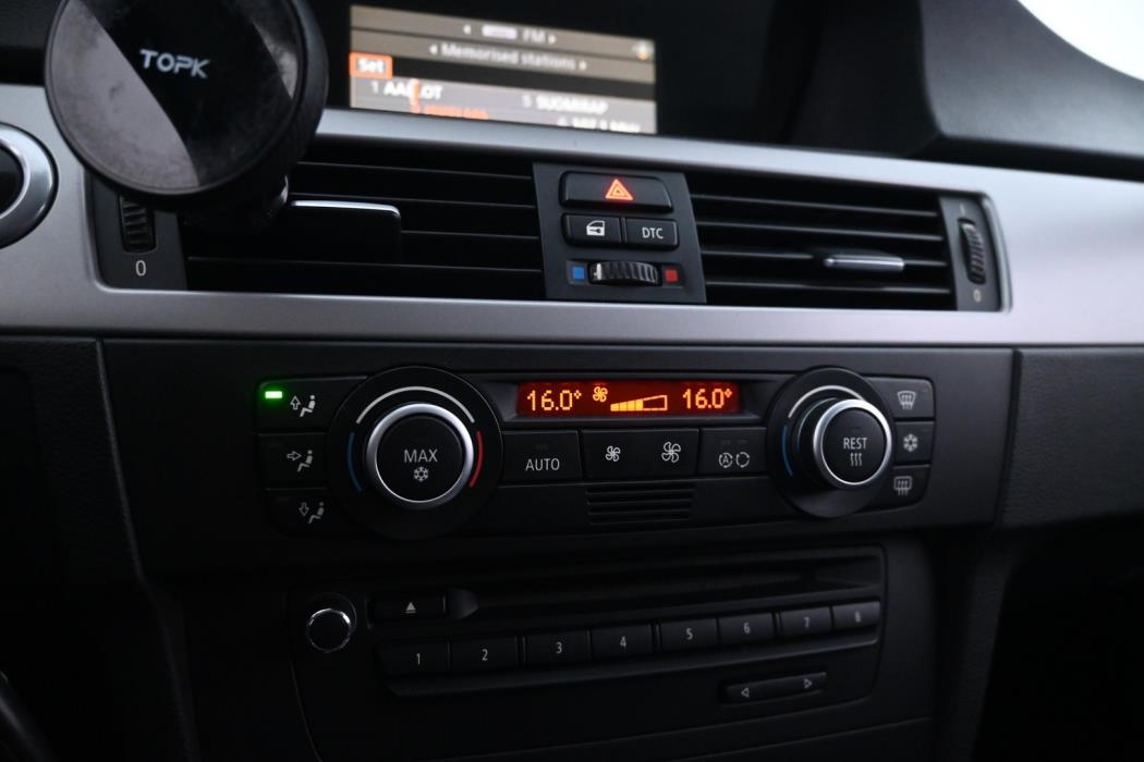 BMW 320 2008