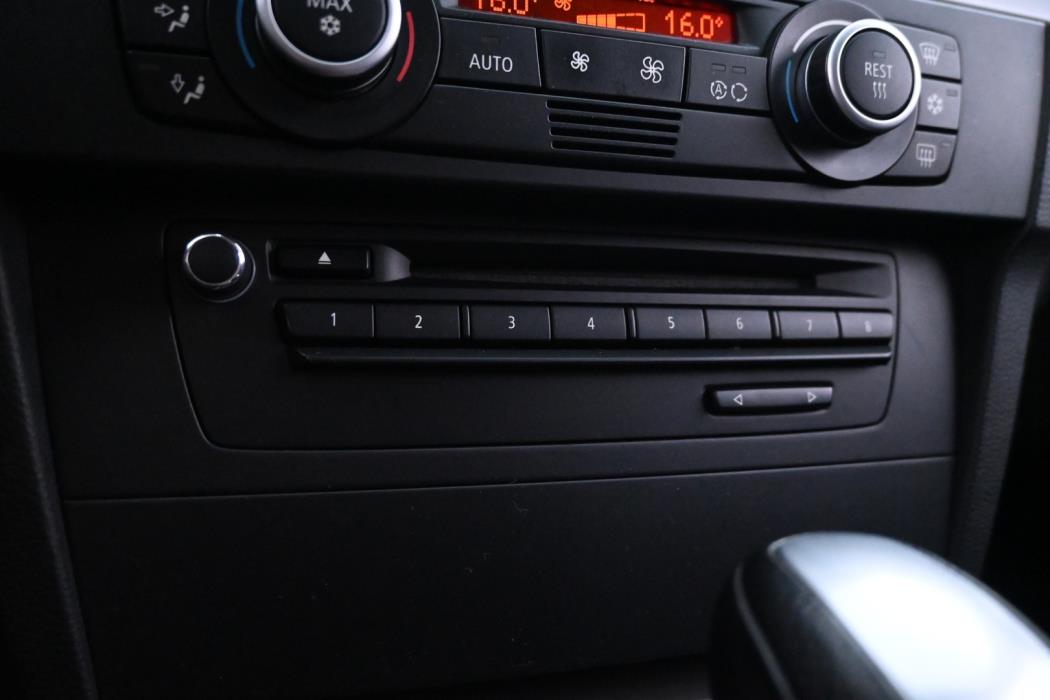BMW 320 2008