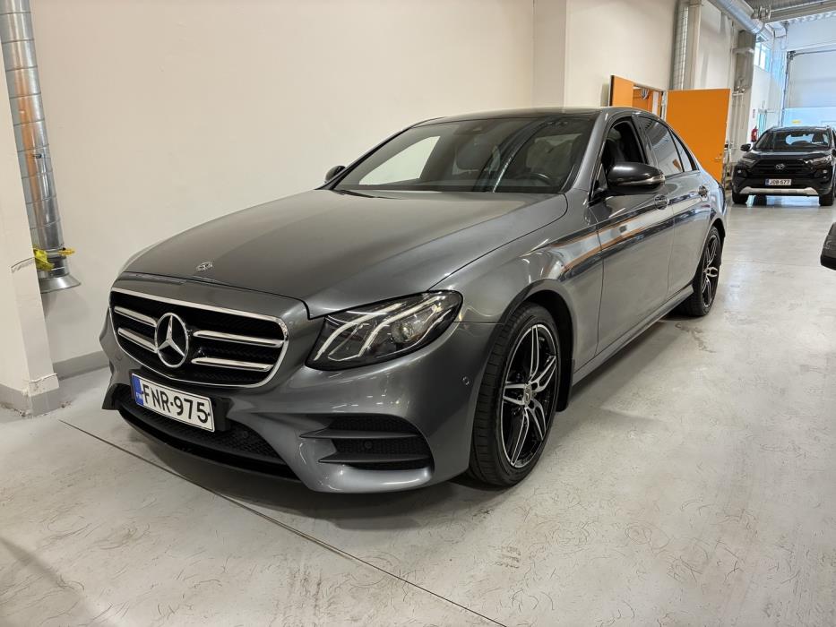 MERCEDES-BENZ E 2018
