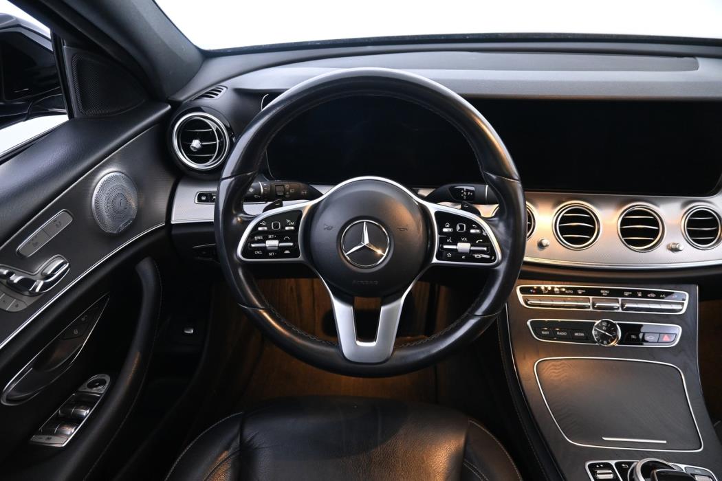 MERCEDES-BENZ E 2019