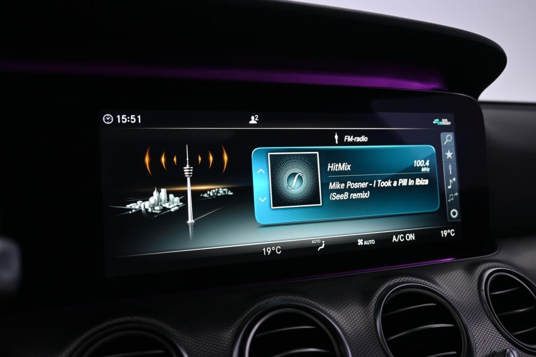 MERCEDES-BENZ E 2019