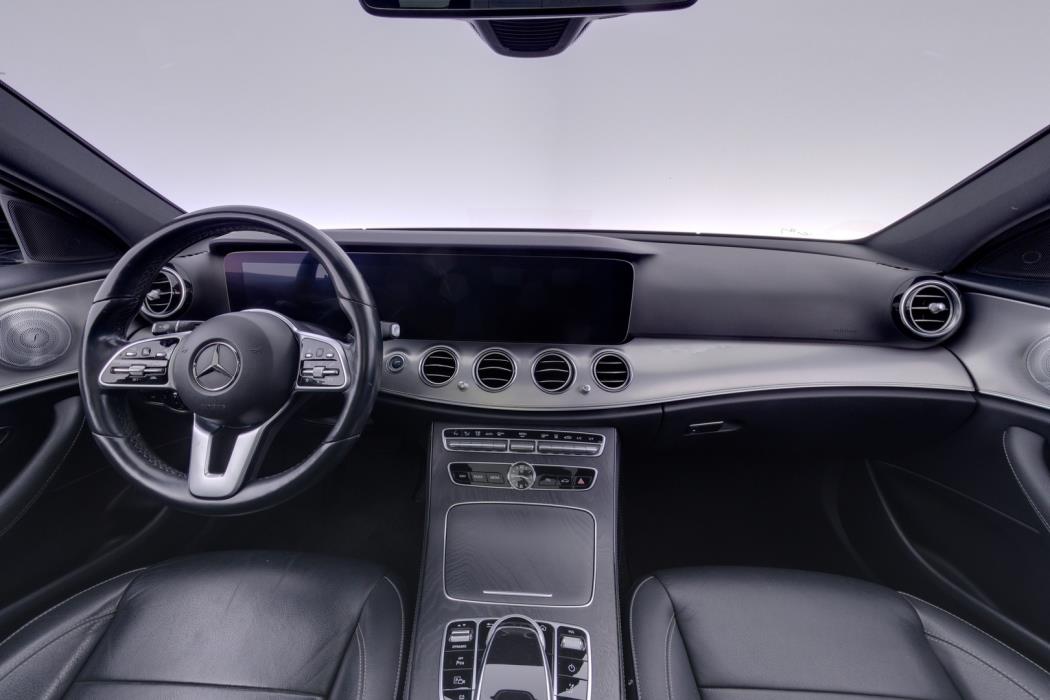 MERCEDES-BENZ E 2019