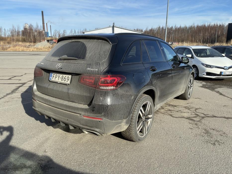 MERCEDES-BENZ GLC 2021
