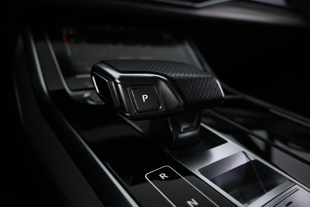 AUDI Q7 2020