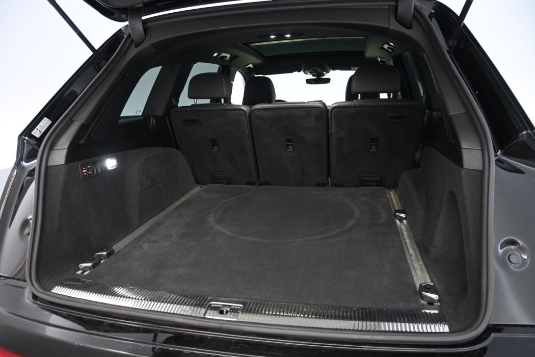 AUDI Q7 2020