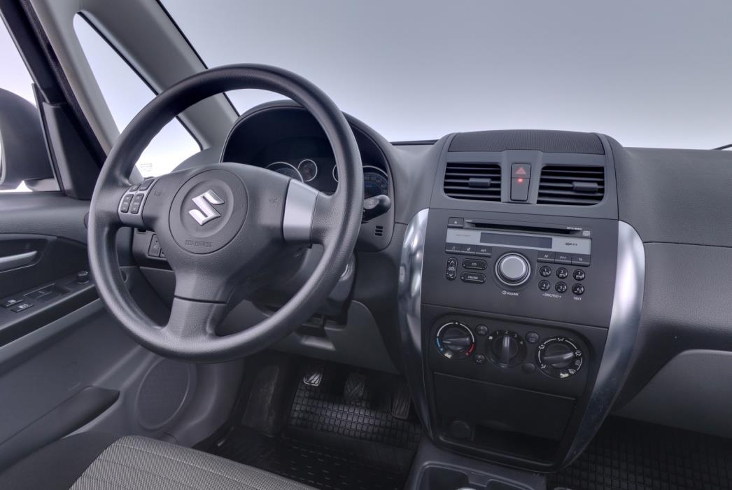 SUZUKI SX4 2010