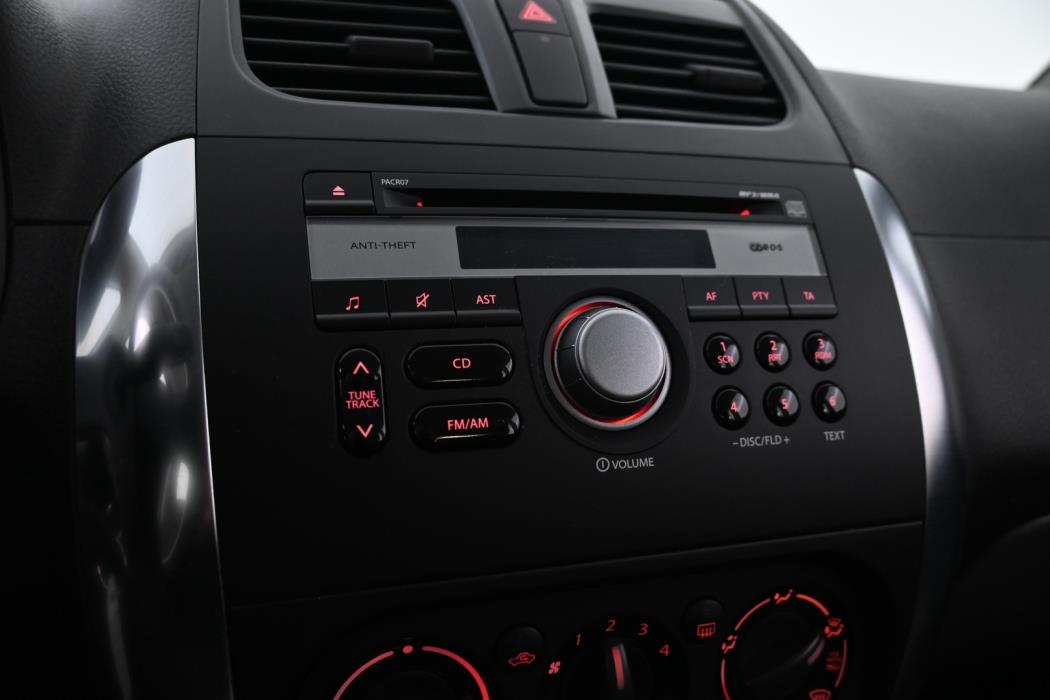 SUZUKI SX4 2010