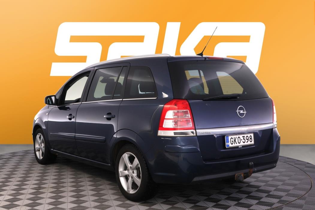 OPEL Zafira 2012