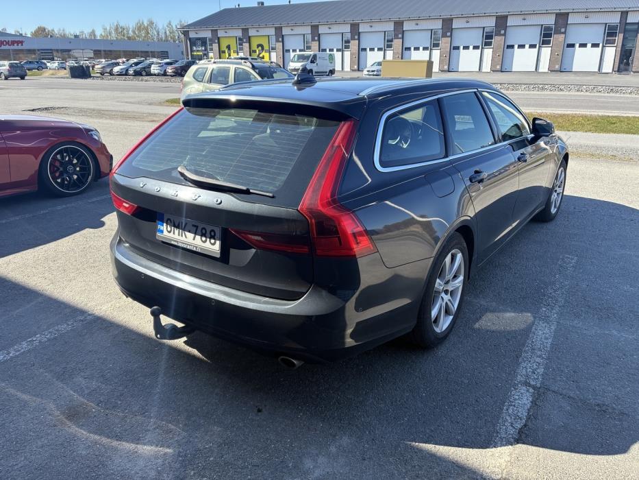 VOLVO V90 2016