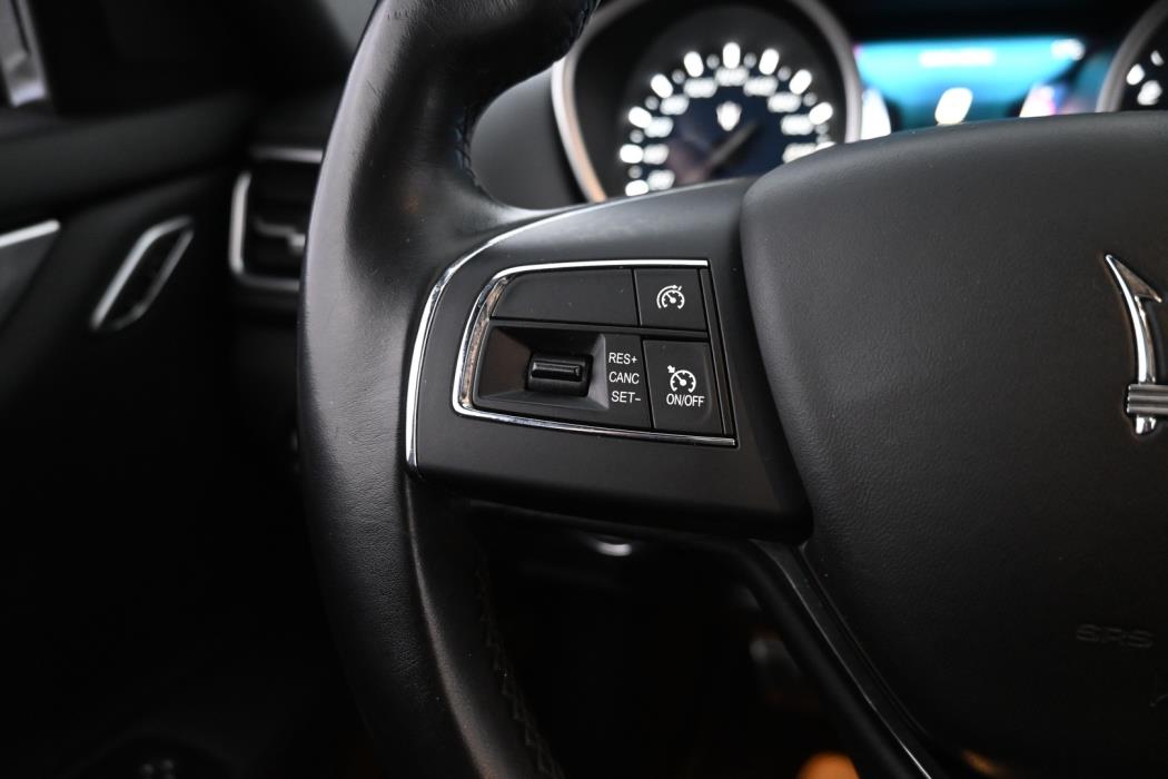 MASERATI Ghibli 2016