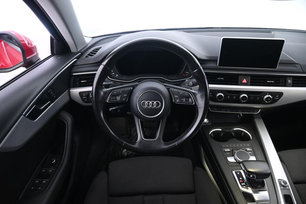 AUDI A4 2016