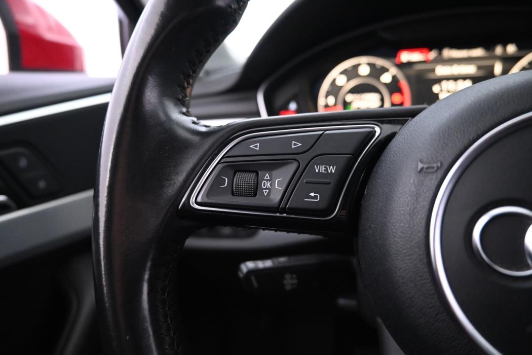 AUDI A4 2016
