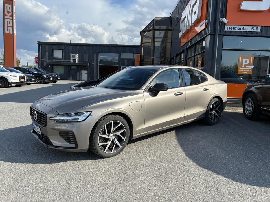 VOLVO S60 2021
