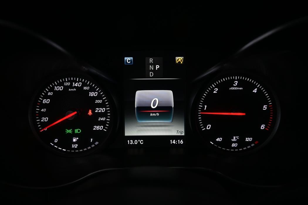 MERCEDES-BENZ C 2017