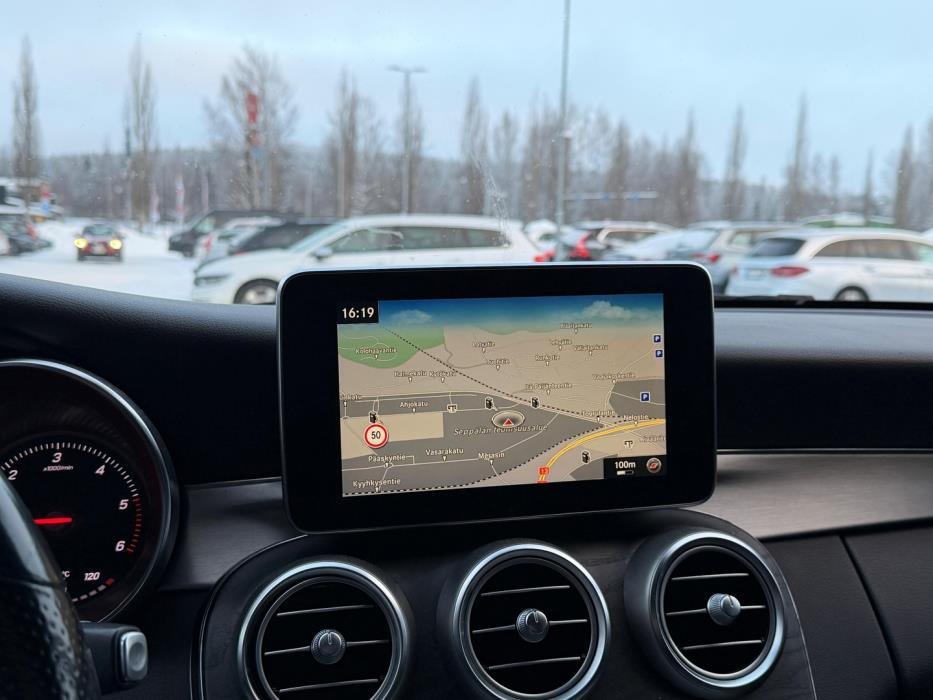 MERCEDES-BENZ C 2017