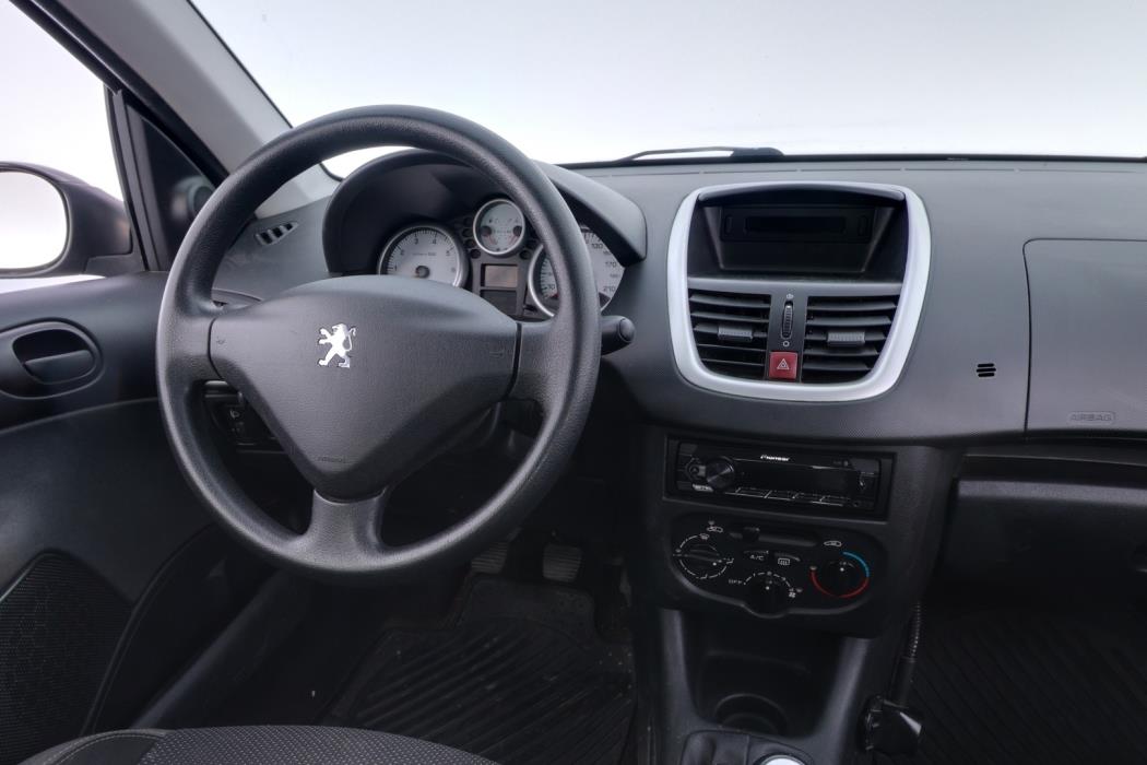 PEUGEOT 206+ 2010