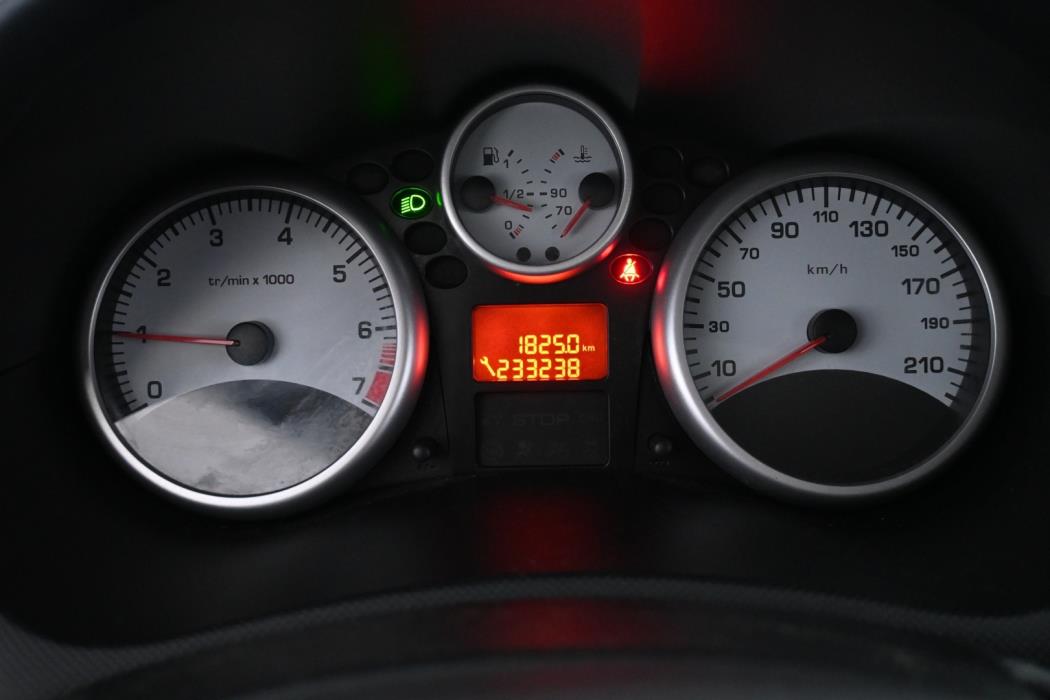 PEUGEOT 206+ 2010
