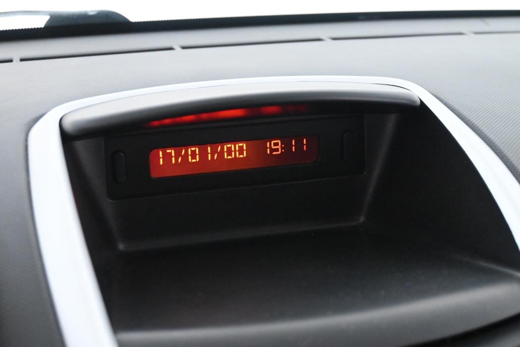 PEUGEOT 206+ 2010
