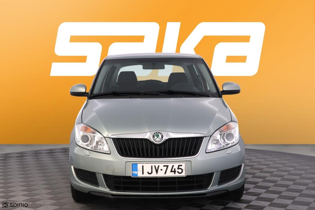 SKODA Fabia 2011