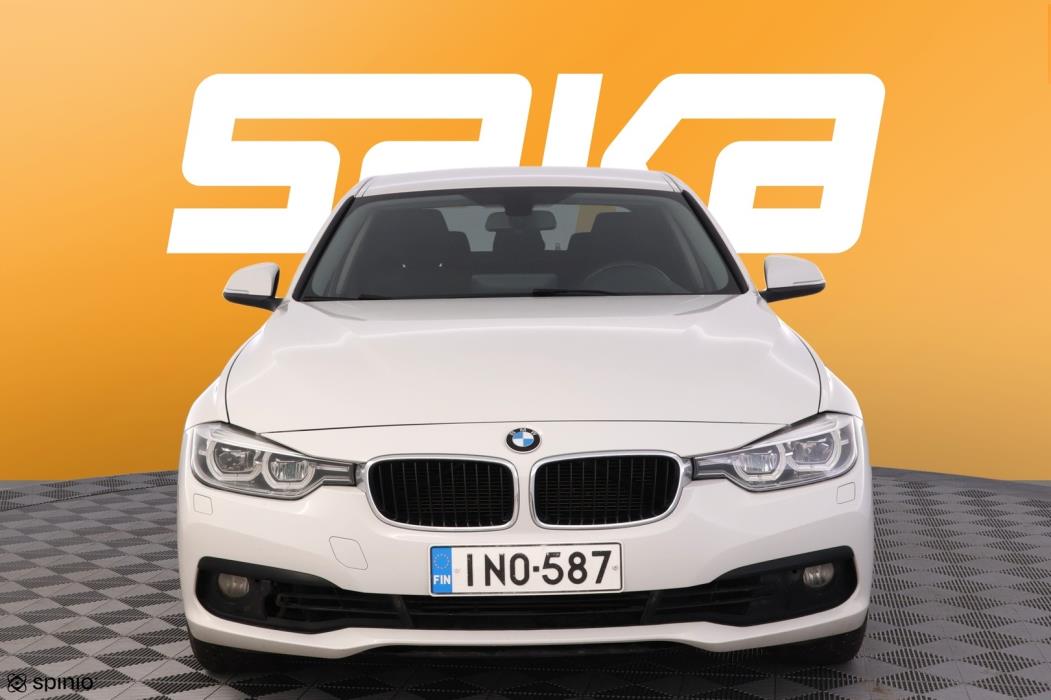 BMW 318 2017