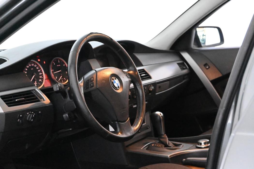 BMW 525 2005