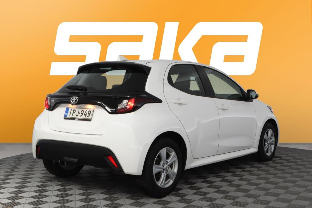 TOYOTA Yaris 2022