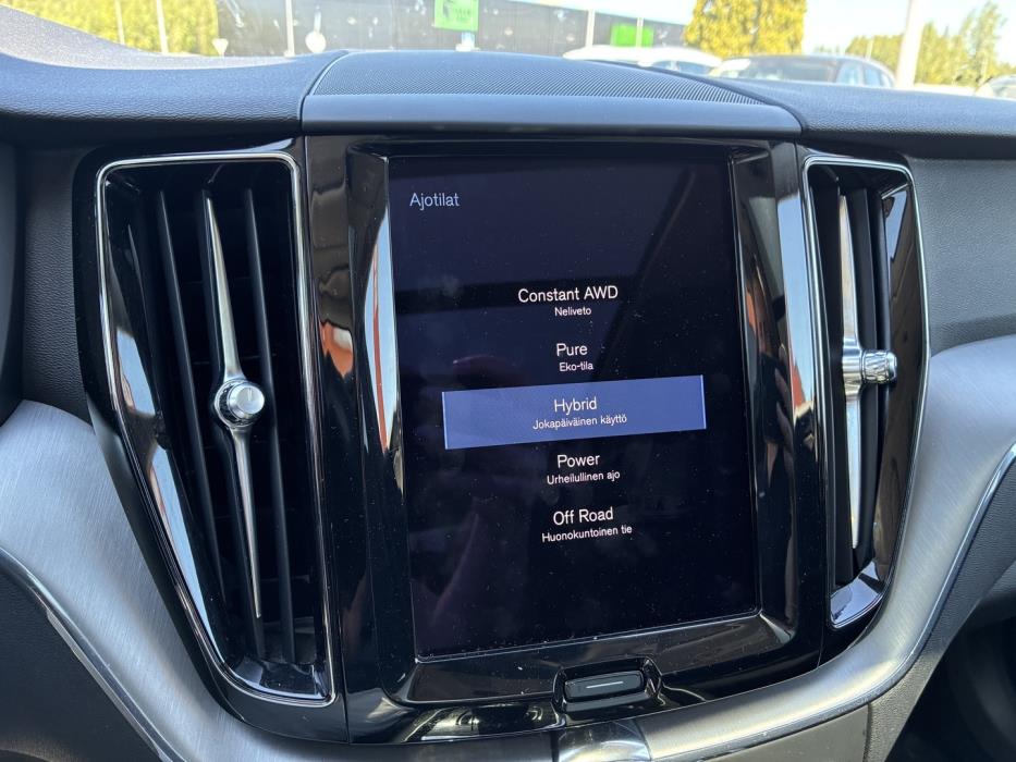 VOLVO XC60 2021