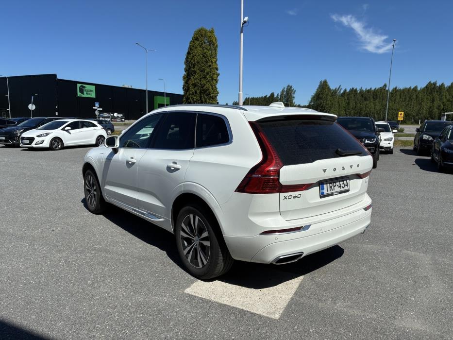 VOLVO XC60 2021