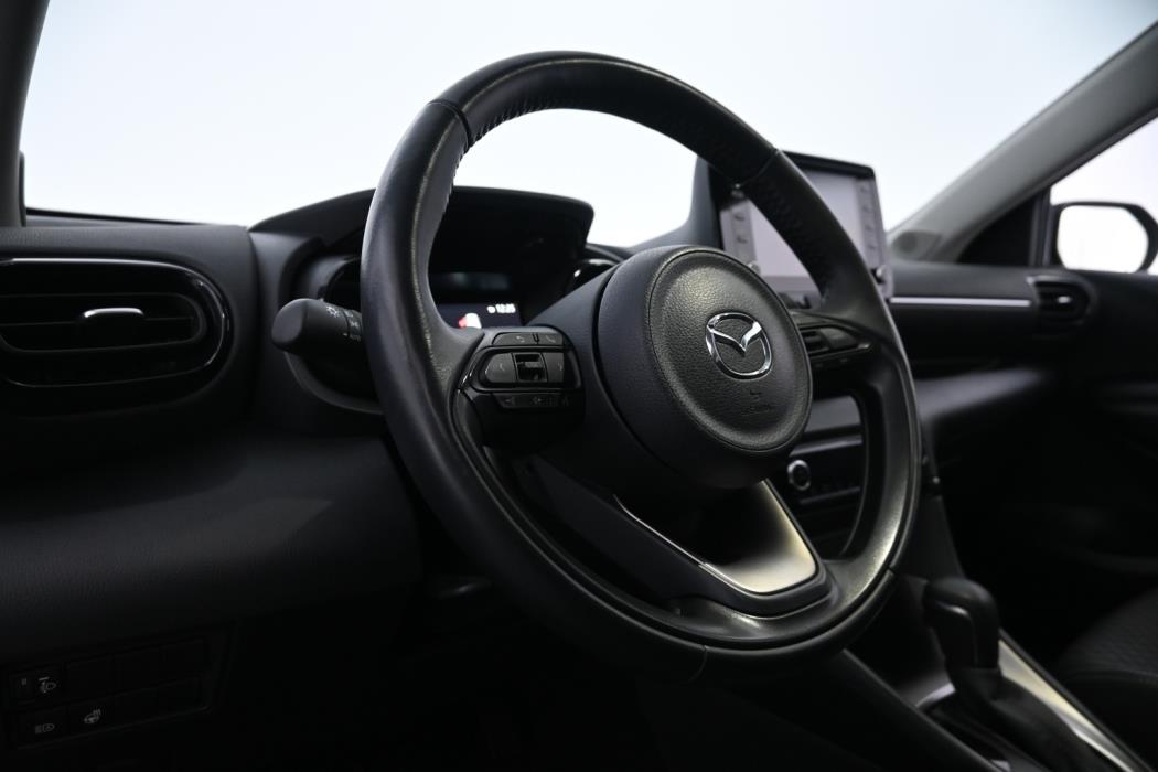 MAZDA 2 2023