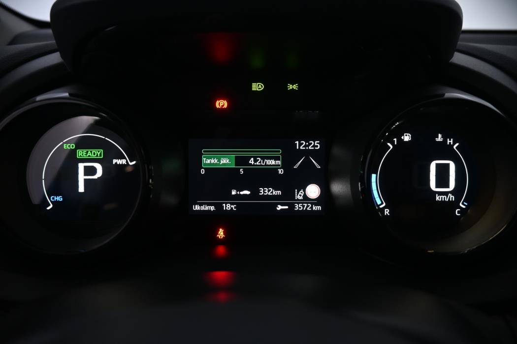 MAZDA 2 2023