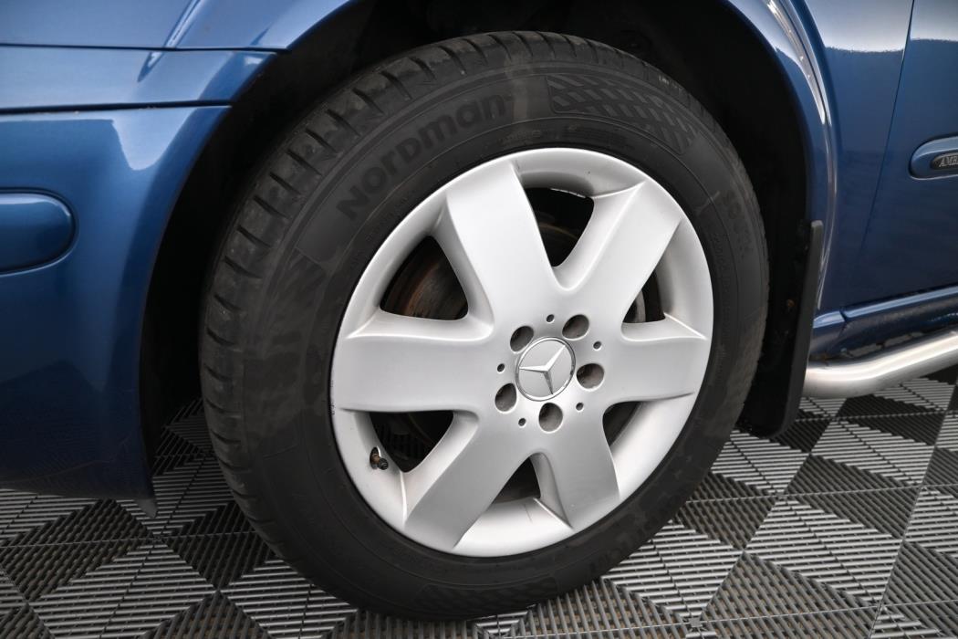 MERCEDES-BENZ Viano 2009