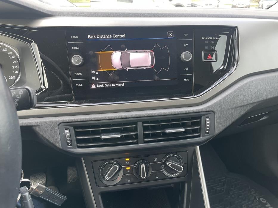 VOLKSWAGEN Polo 2021