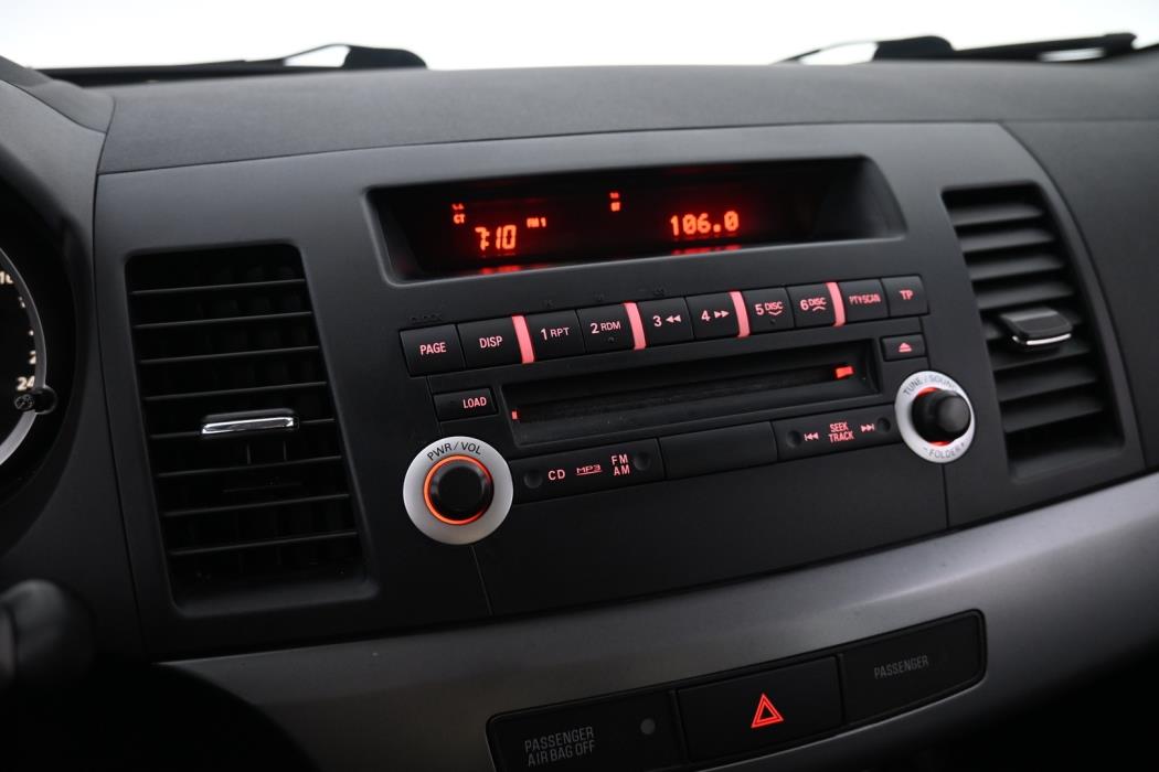 MITSUBISHI Lancer 2011