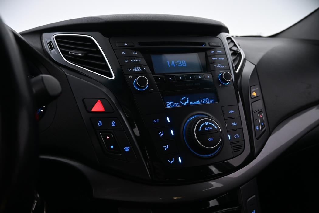 HYUNDAI i40 2013