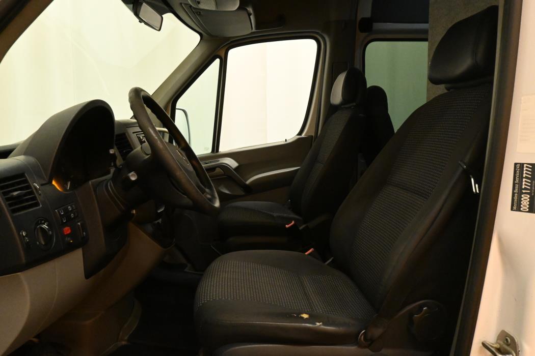 MERCEDES-BENZ SPRINTER 2009
