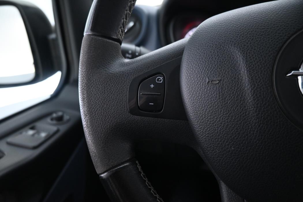 OPEL Vivaro 2018