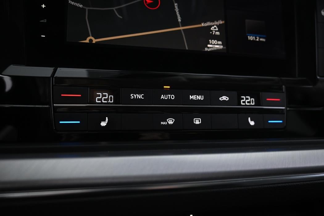 VOLKSWAGEN Touareg 2021