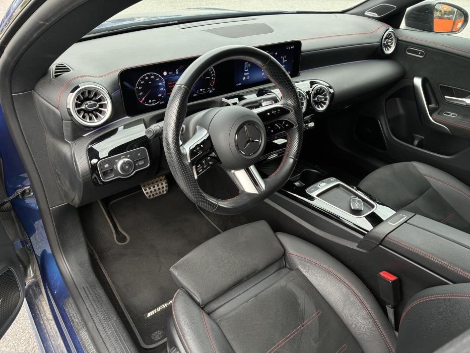 MERCEDES-BENZ CLA 2025