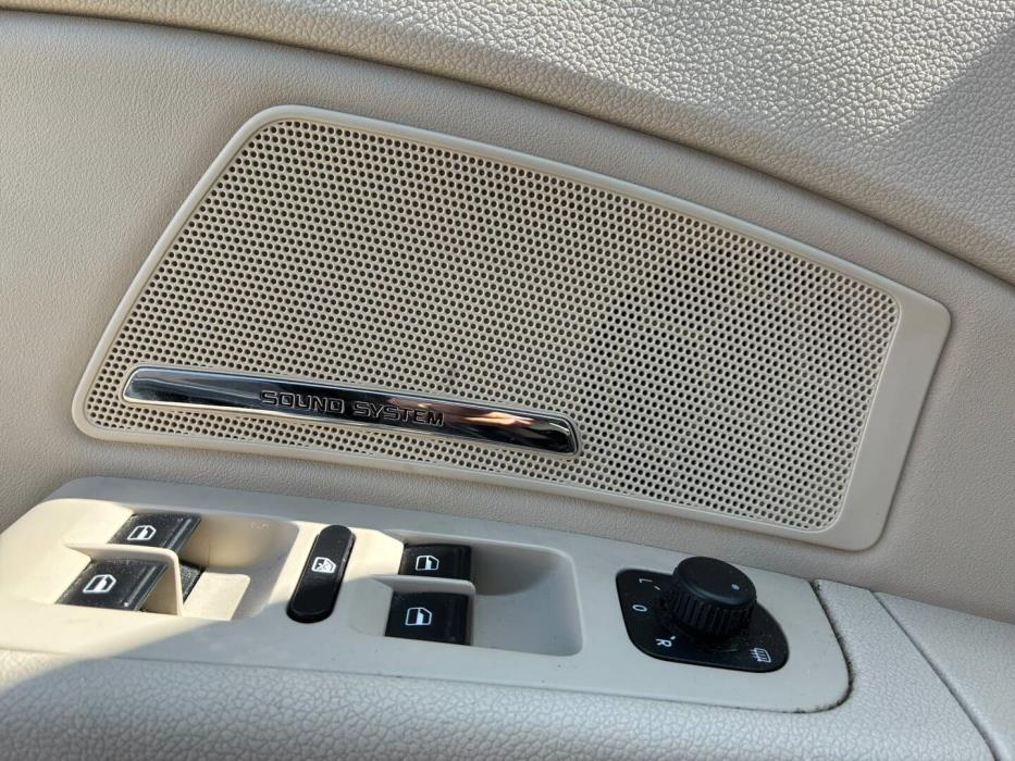 SKODA Superb 2013