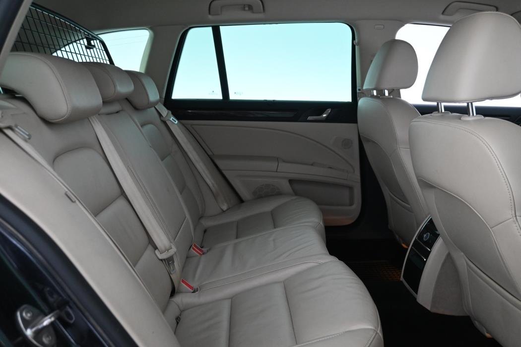 SKODA Superb 2014