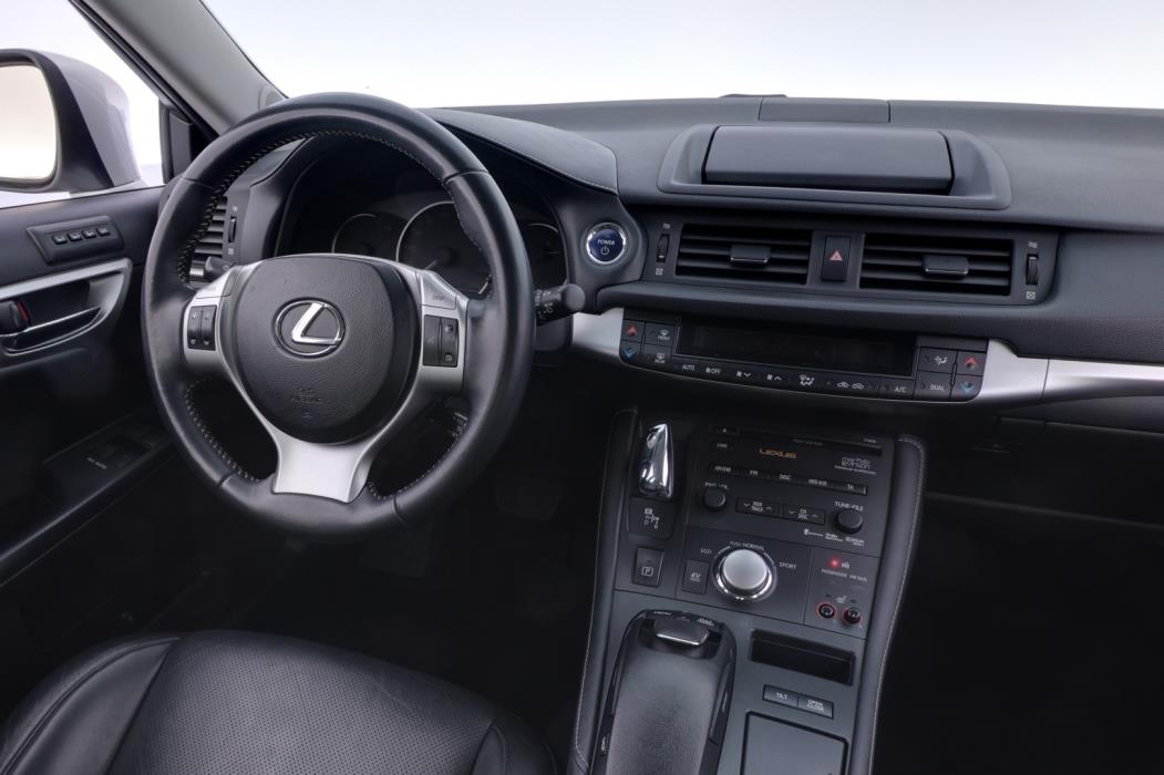LEXUS CT 2012